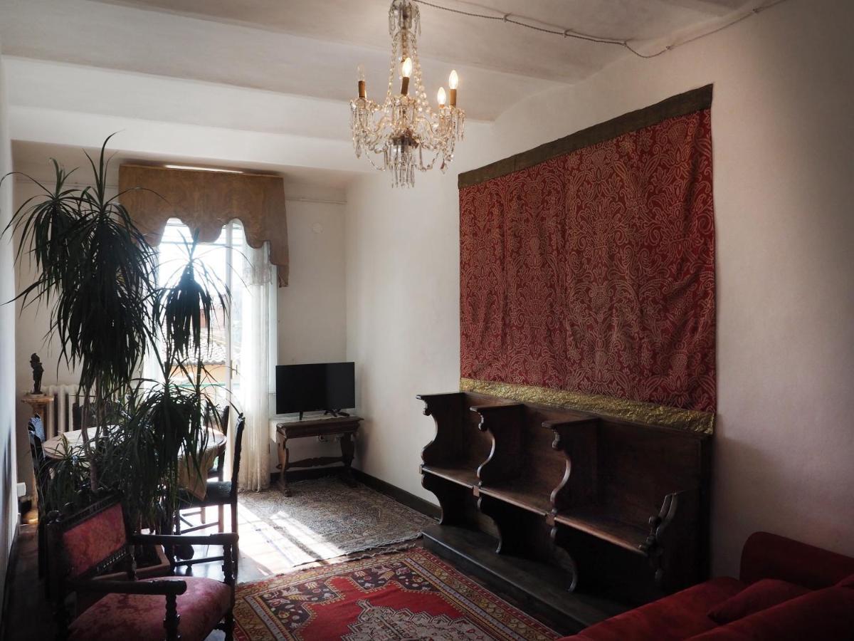 Azzi B&B Comfortably, In The Quietness Of The Perugia Historical Centre מראה חיצוני תמונה
